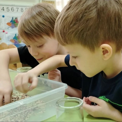 5211178146768557657 121